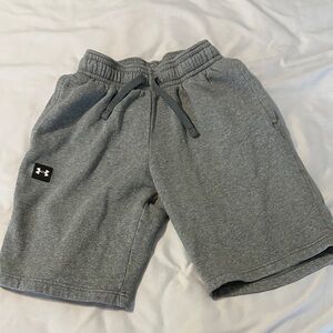 Under Armour Men's Athletic Gray Shorts